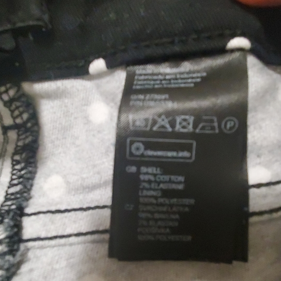 H&M polka dot Jean Shorts - Picture 4 of 4